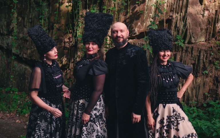 DakhaBrakha