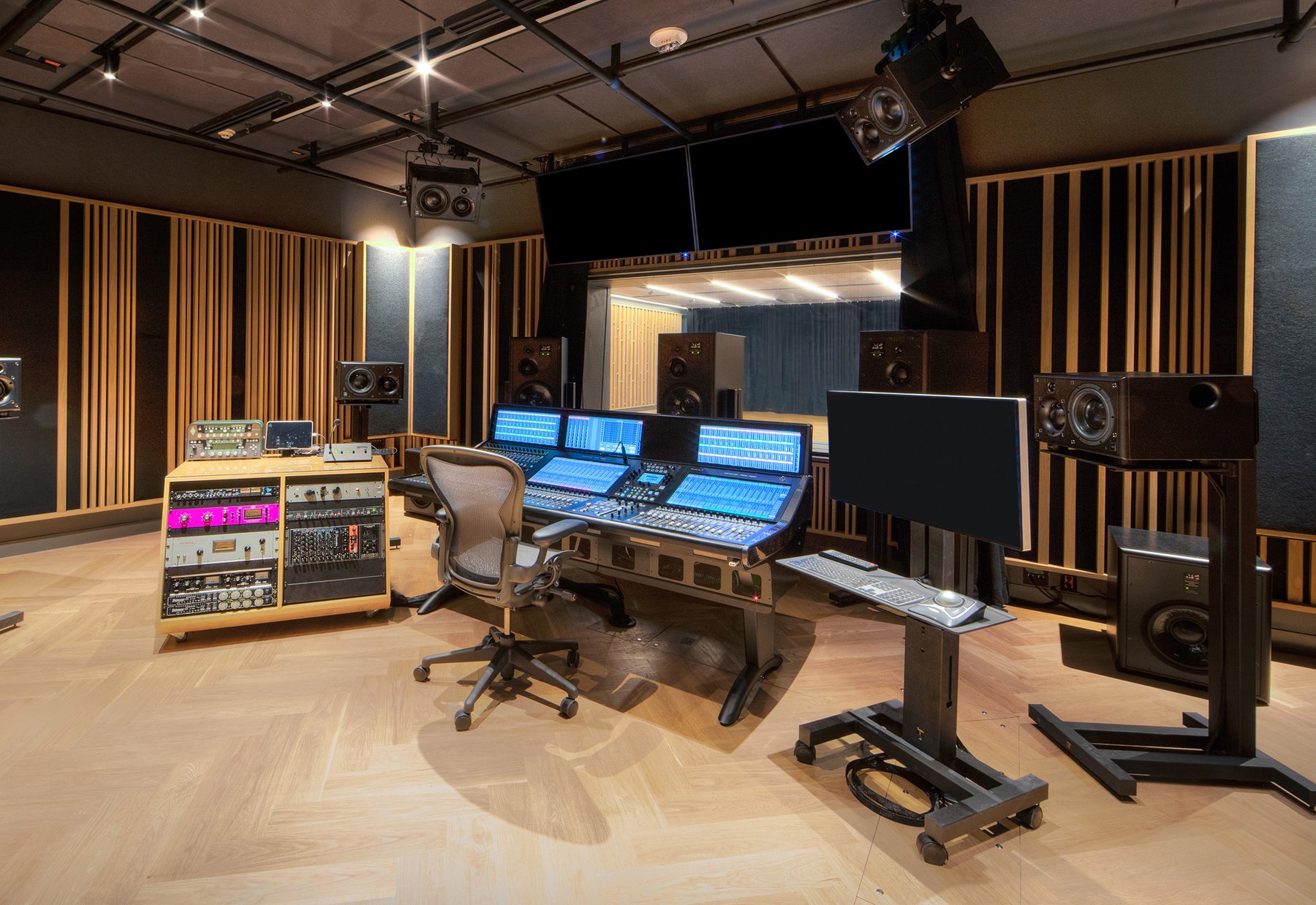 Deane Cameron Recording Studio