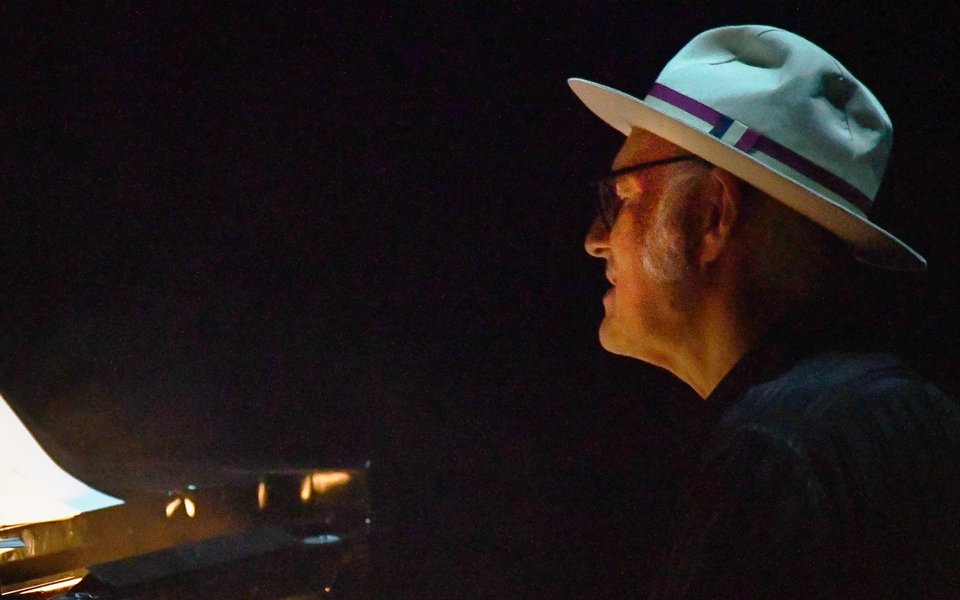 Ludovico Einaudi webpage 2