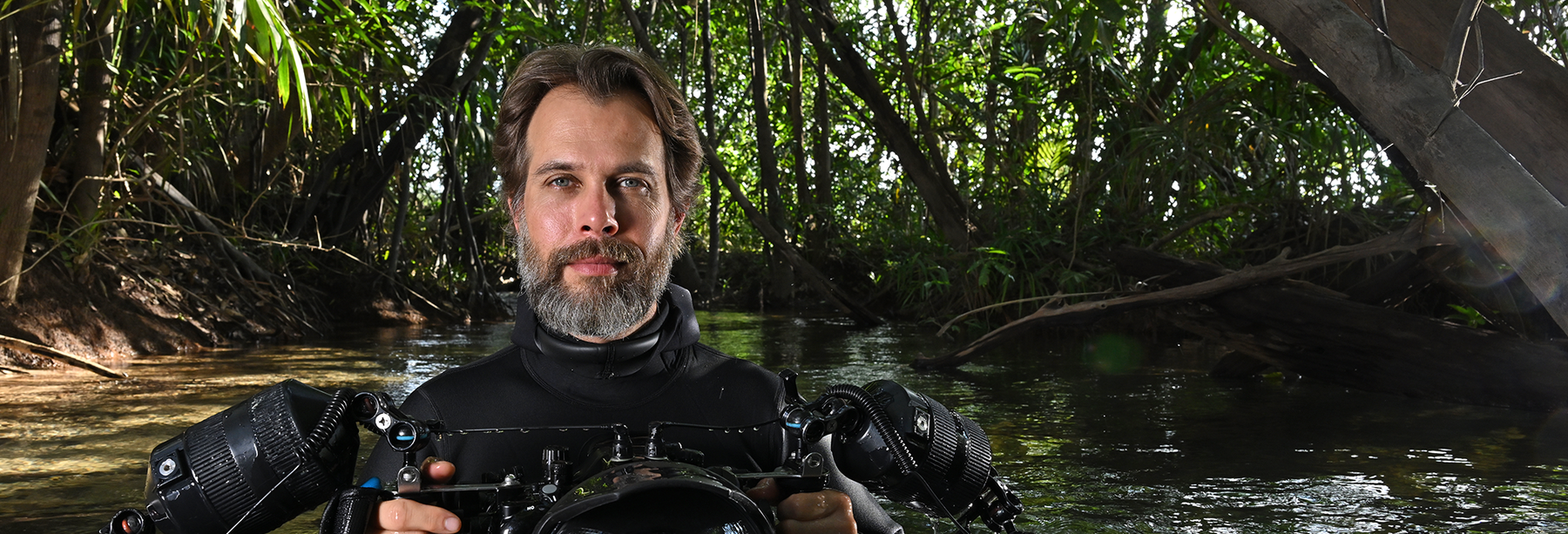 Thomas Peschak head shot